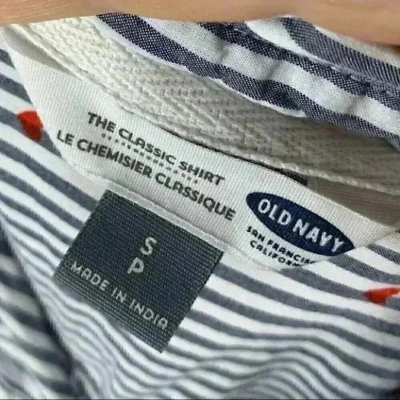 Old navy top sz SP Striped heart print button down - Picture 7 of 9